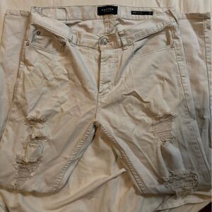 Distressed men’s jeans